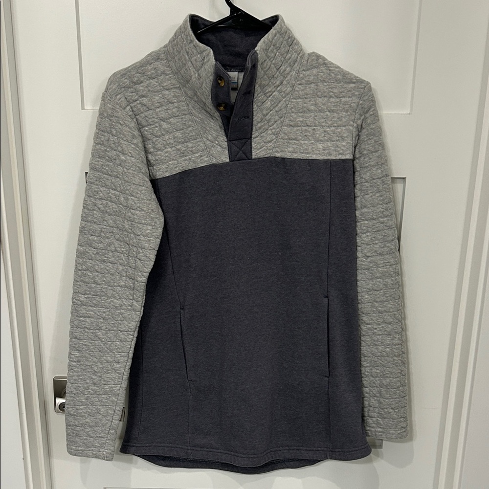 Columbia Charcoal and Light Gray Quilted Pullover